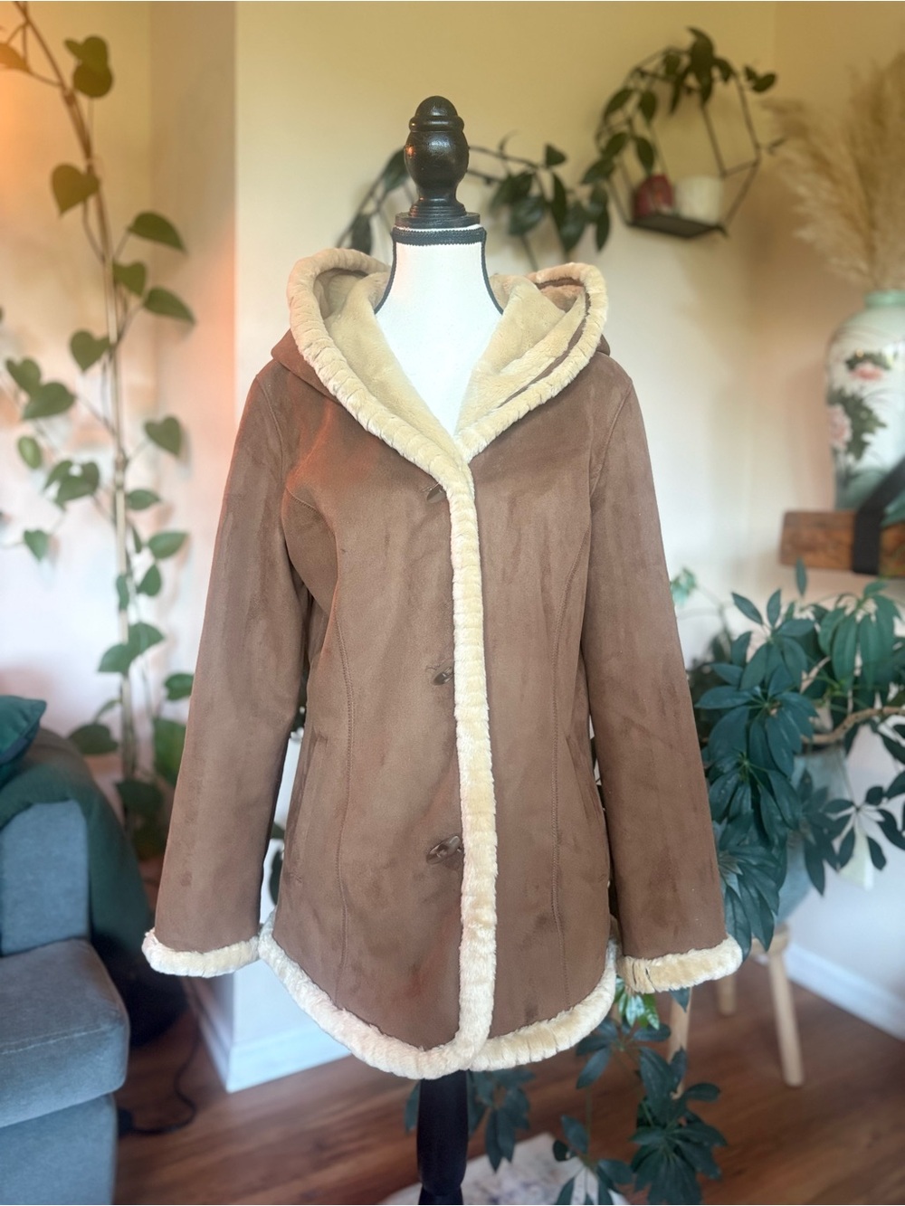 Vintage Y2K Jones New York Faux Suede and Sherling Coat with Hood